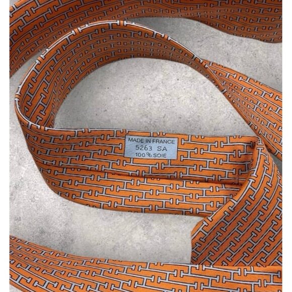 HERMÈS 5263 SA Silk Tie FRANCE XL Orange Monogram H W:3.7" EUC - Picture 3 of 6